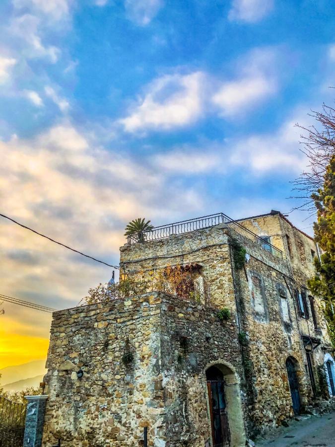 La Casa Di Vasco Bussana Vecchia Daire Sanremo Dış mekan fotoğraf